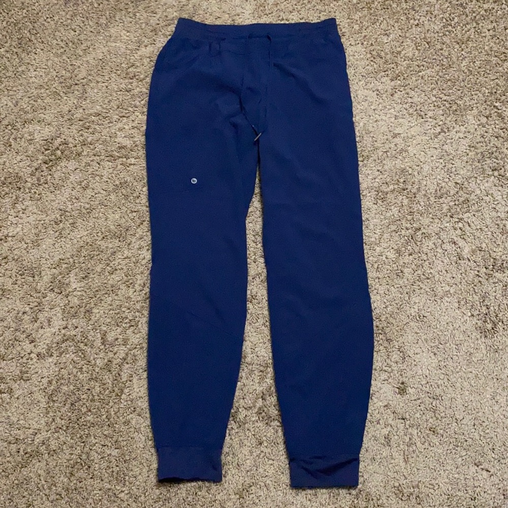 Jogger scrub pants